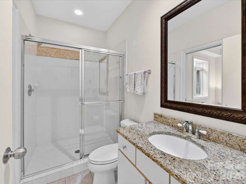 15615 McCullers Court, Charlotte, NC 28277.  MLS# CAR4367013, YatesRealty ID 17898. Ensuite bath