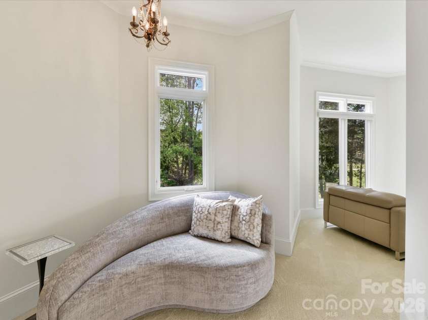 15615 McCullers Court, Charlotte, NC 28277.  MLS# CAR4367013, YatesRealty ID 17898. Sitting area in primary