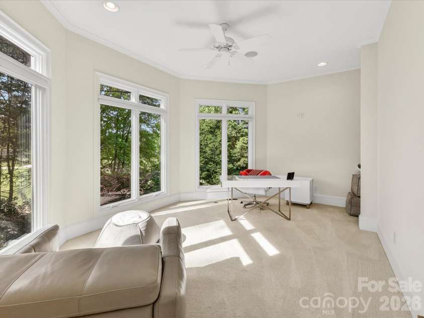 15615 McCullers Court, Charlotte, NC 28277.  MLS# CAR4367013, YatesRealty ID 17898. Sitting area/flex space in primary