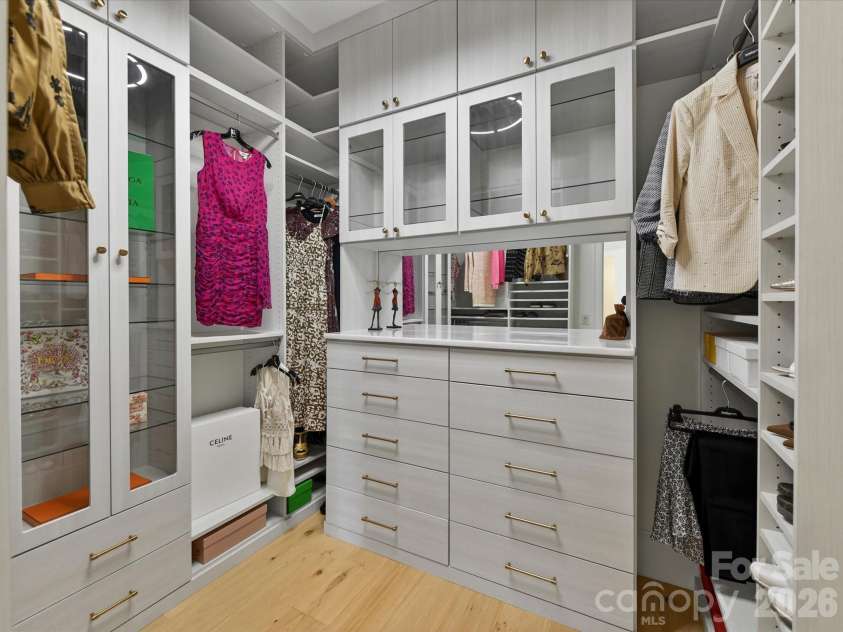 15615 McCullers Court, Charlotte, NC 28277.  MLS# CAR4367013, YatesRealty ID 17898. Stunning custom built separate closets