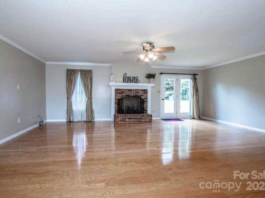 2811 Saint James Church Road, Denver, NC 28037.  MLS# CAR4243787, YatesRealty ID 17899. 