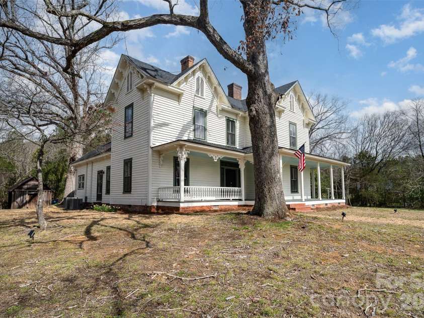 502 Allenton Street, Mount Gilead, NC 27306.  MLS# CAR4368225, YatesRealty ID 17899. 
