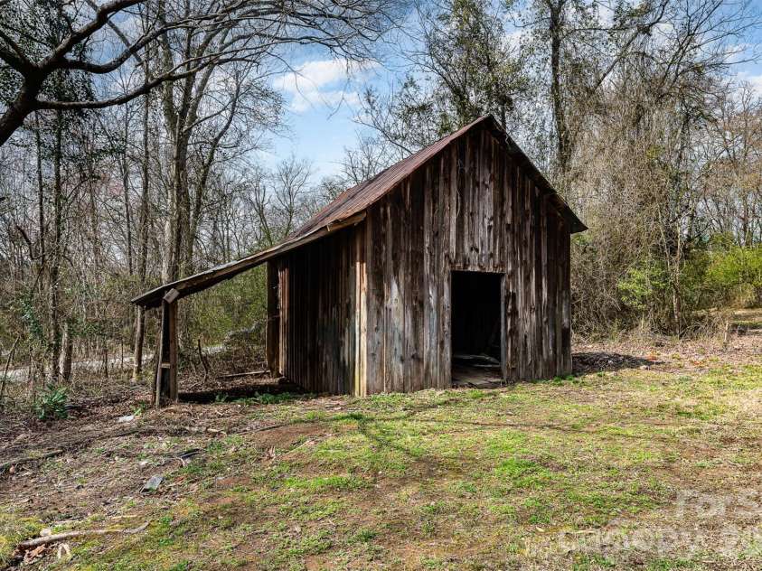 502 Allenton Street, Mount Gilead, NC 27306.  MLS# CAR4368225, YatesRealty ID 17899. 