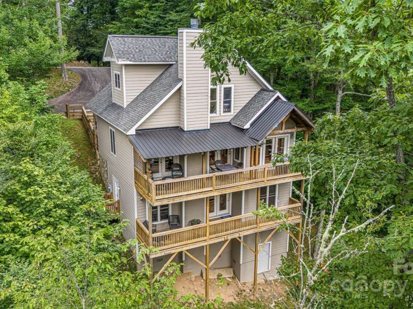 195 El Miner Court, Mars Hill, NC 28754.  MLS# CAR4174195, YatesRealty ID 179. 