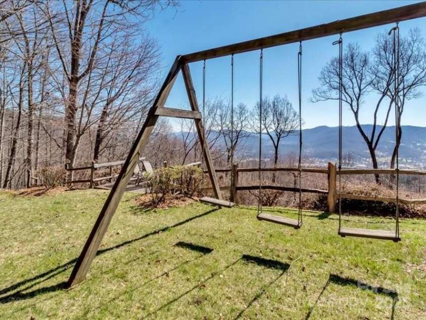 116 Dana Road, Waynesville, NC 28786.  MLS# CAR4243945, YatesRealty ID 1790. 