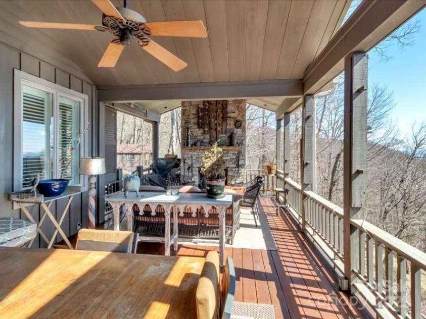 116 Dana Road, Waynesville, NC 28786.  MLS# CAR4243945, YatesRealty ID 1790. 