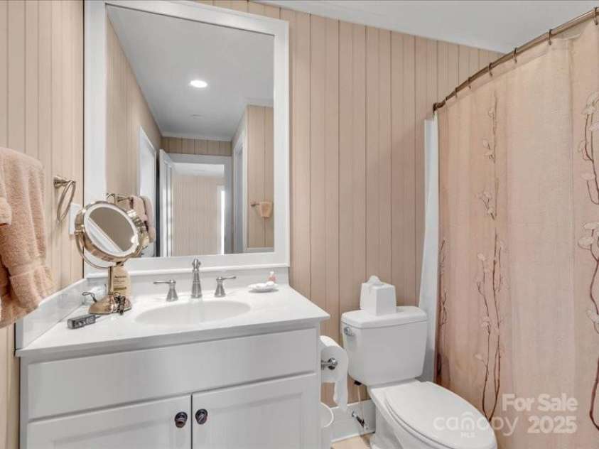 116 Dana Road, Waynesville, NC 28786.  MLS# CAR4243945, YatesRealty ID 1790. 