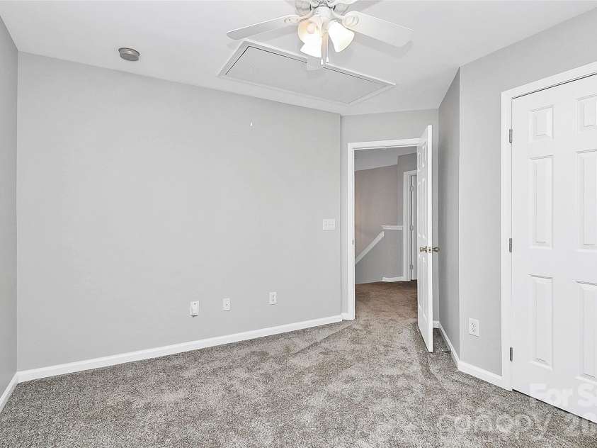 1804 Robinwood Village Drive, Gastonia, NC 28054.  MLS# CAR4282437, YatesRealty ID 1790. Bedroom 3