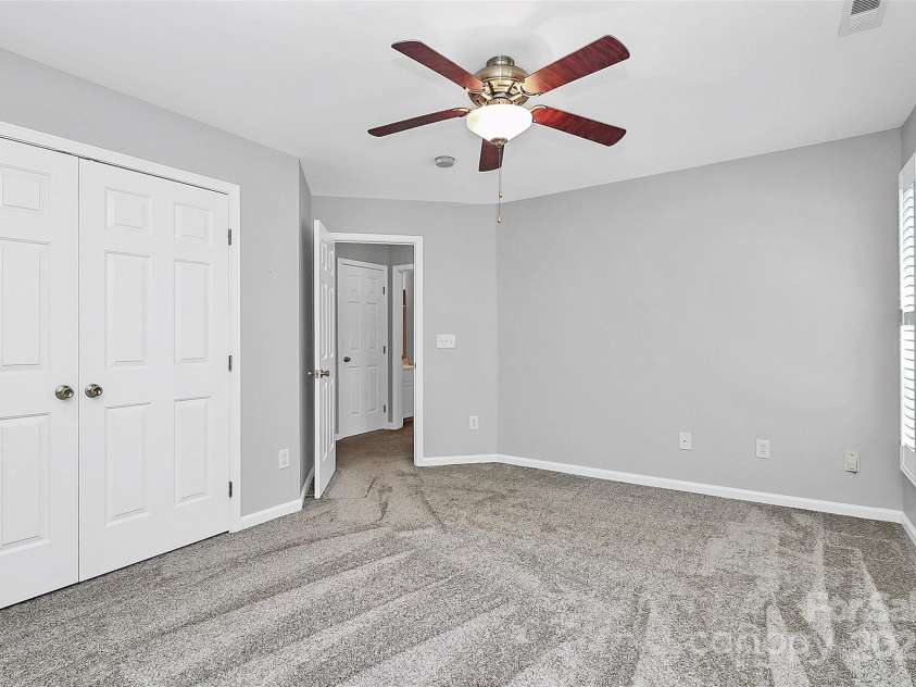 1804 Robinwood Village Drive, Gastonia, NC 28054.  MLS# CAR4282437, YatesRealty ID 1790. Bedroom