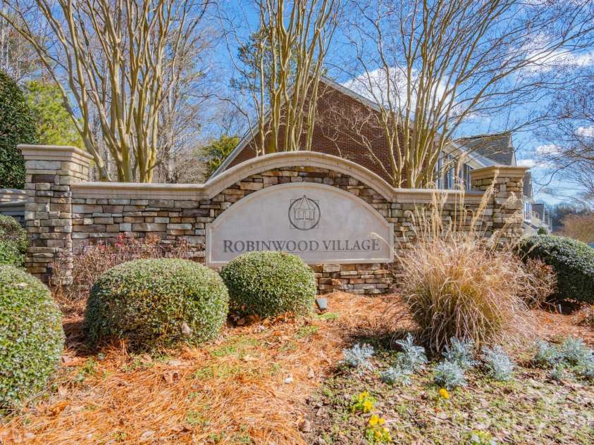 1804 Robinwood Village Drive, Gastonia, NC 28054.  MLS# CAR4282437, YatesRealty ID 1790. Robinwood Village Sign