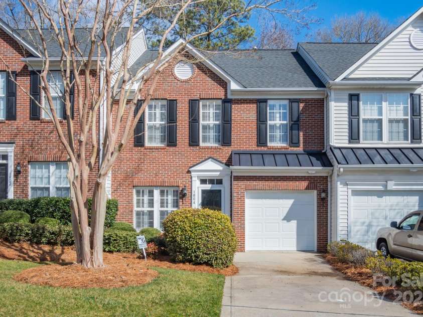 1804 Robinwood Village Drive, Gastonia, NC 28054.  MLS# CAR4282437, YatesRealty ID 1790. Townhome Front View