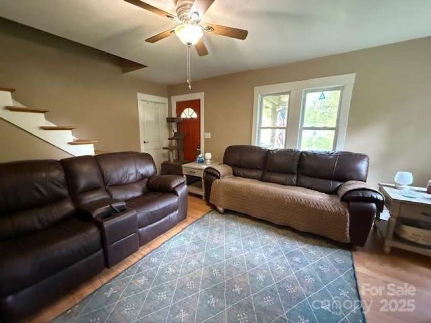 149 Poplar Drive, Marion, NC 28752.  MLS# CAR4266311, YatesRealty ID 17901. 