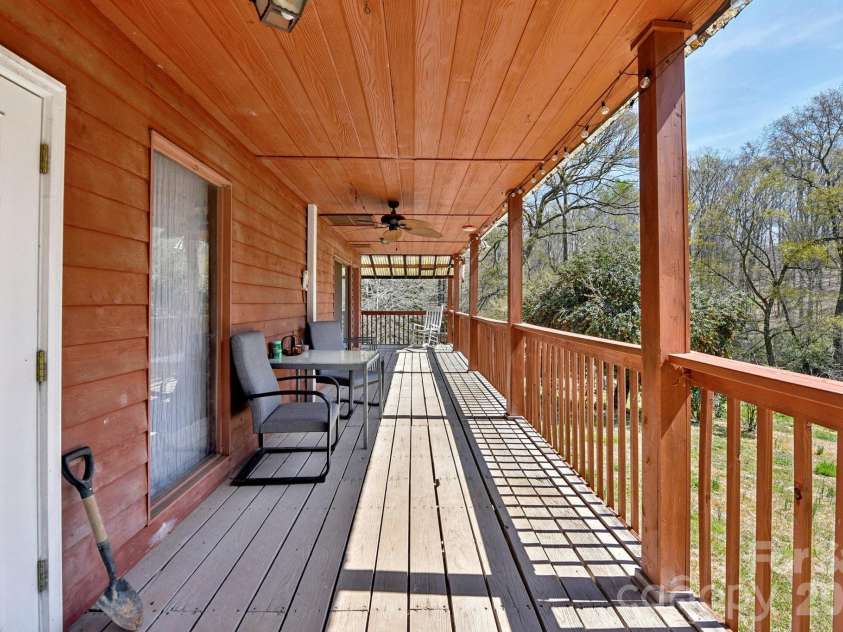 438 Cox Lake Road, Stanley, NC 28164.  MLS# CAR4360178, YatesRealty ID 17902. 