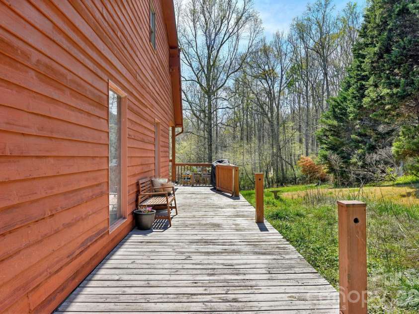 438 Cox Lake Road, Stanley, NC 28164.  MLS# CAR4360178, YatesRealty ID 17902. 