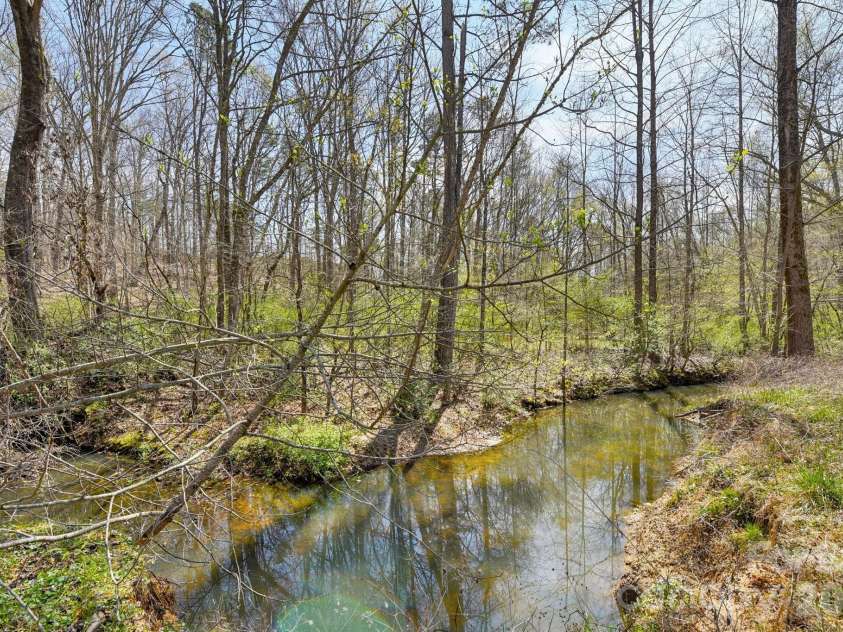 438 Cox Lake Road, Stanley, NC 28164.  MLS# CAR4360178, YatesRealty ID 17902. 