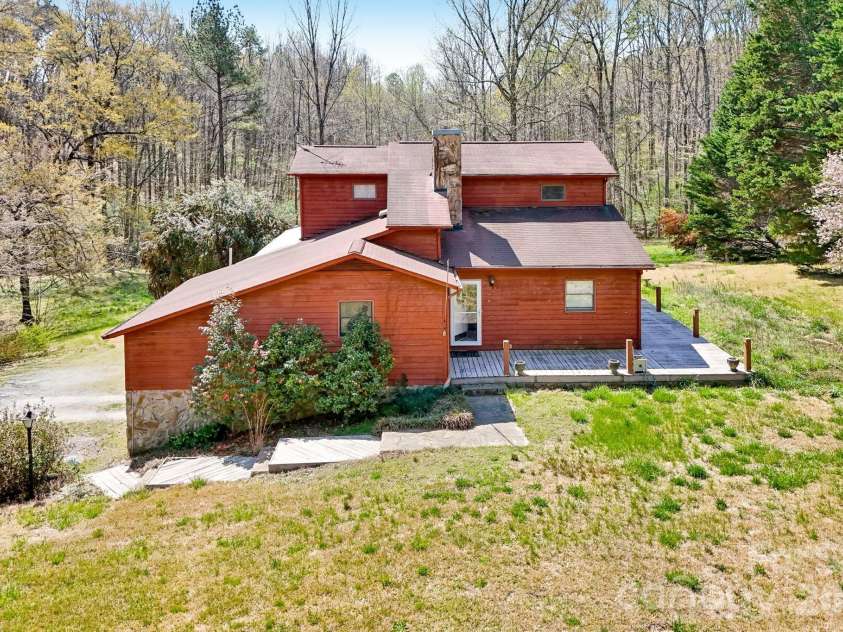 438 Cox Lake Road, Stanley, NC 28164.  MLS# CAR4360178, YatesRealty ID 17902. 