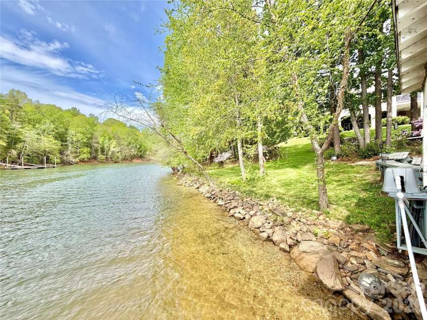 226 Riverwalk Road, Stony Point, NC 28678.  MLS# CAR4369490, YatesRealty ID 17904. 