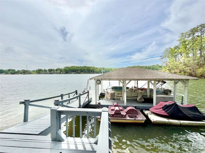 226 Riverwalk Road, Stony Point, NC 28678.  MLS# CAR4369490, YatesRealty ID 17904. 