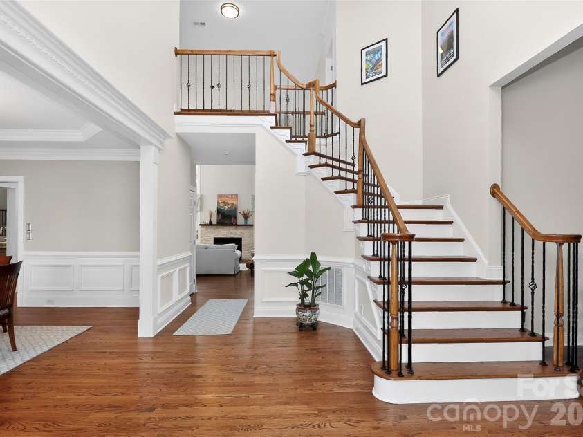 5902 Legacy Circle, Charlotte, NC 28277.  MLS# CAR4364748, YatesRealty ID 17905. 