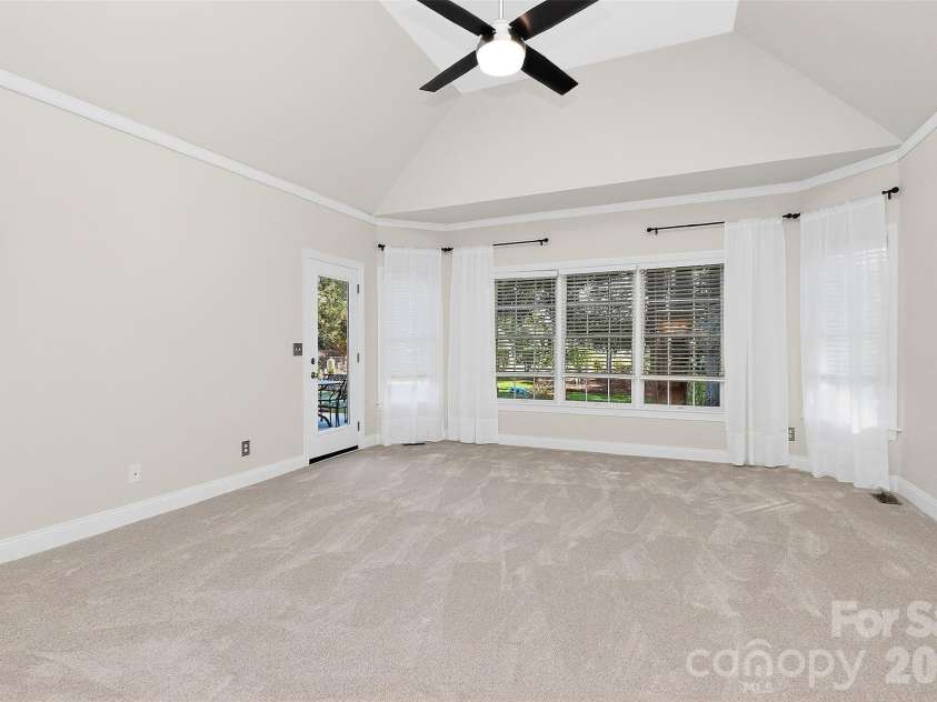 5902 Legacy Circle, Charlotte, NC 28277.  MLS# CAR4364748, YatesRealty ID 17905. 