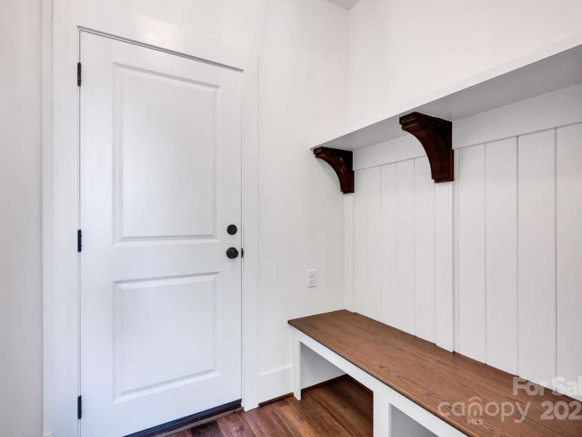 421 Delburg Mill Alley Drive, Davidson, NC 28036.  MLS# CAR4214101, YatesRealty ID 17906. Drop Zone