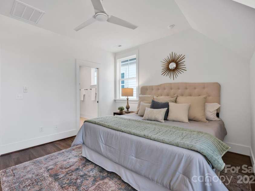 421 Delburg Mill Alley Drive, Davidson, NC 28036.  MLS# CAR4214101, YatesRealty ID 17906. Owner's Bedroom