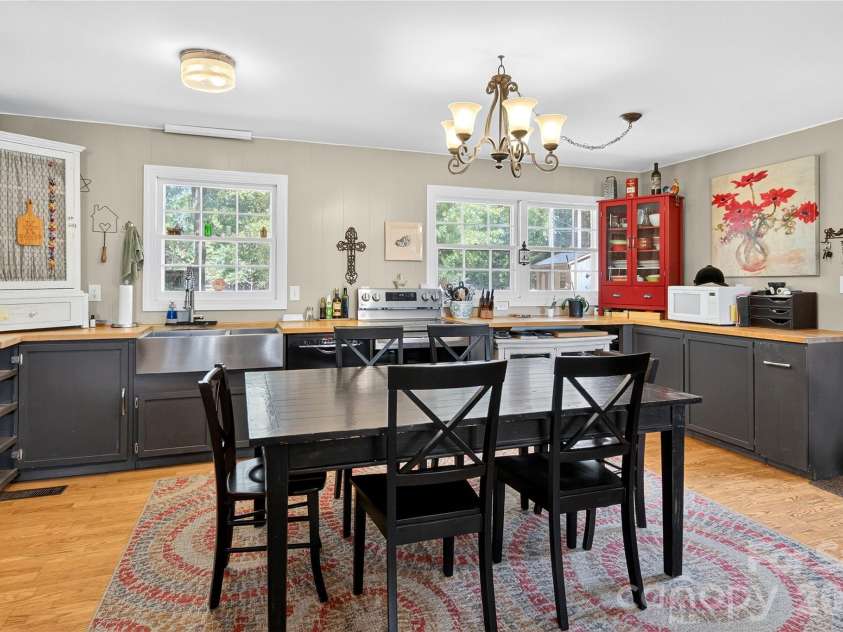 205 Airport Road, Monroe, NC 28110.  MLS# CAR4373190, YatesRealty ID 17907. 