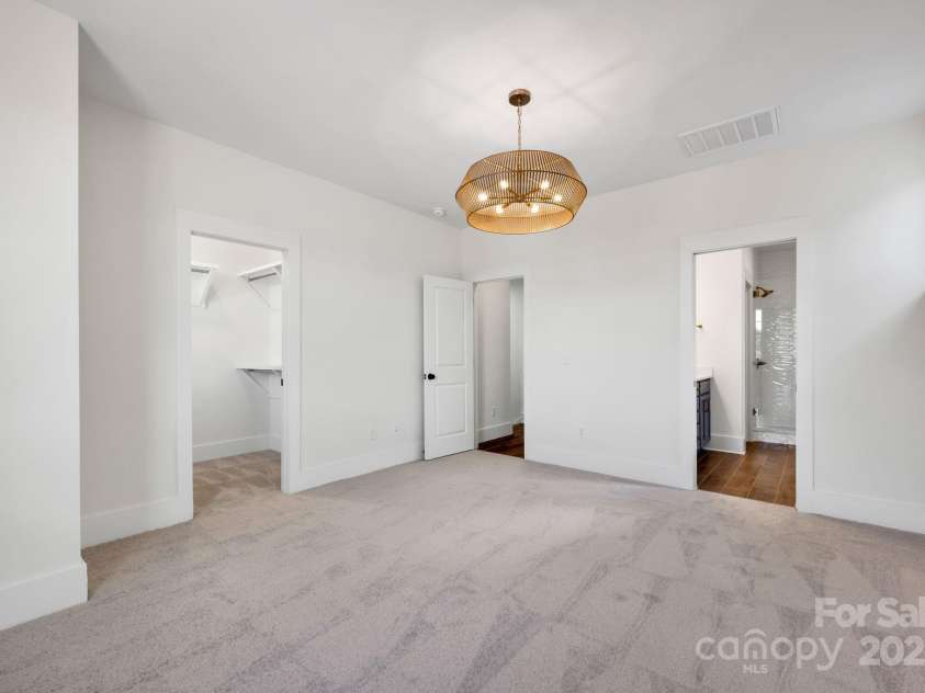 425 Delburg Mill Alley Drive, Davidson, NC 28036.  MLS# CAR4215325, YatesRealty ID 17907. Owner's Bedroom