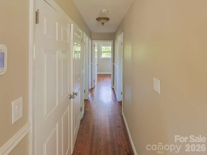 40 Oakley Road, Asheville, NC 28803.  MLS# CAR4371175, YatesRealty ID 17908. 