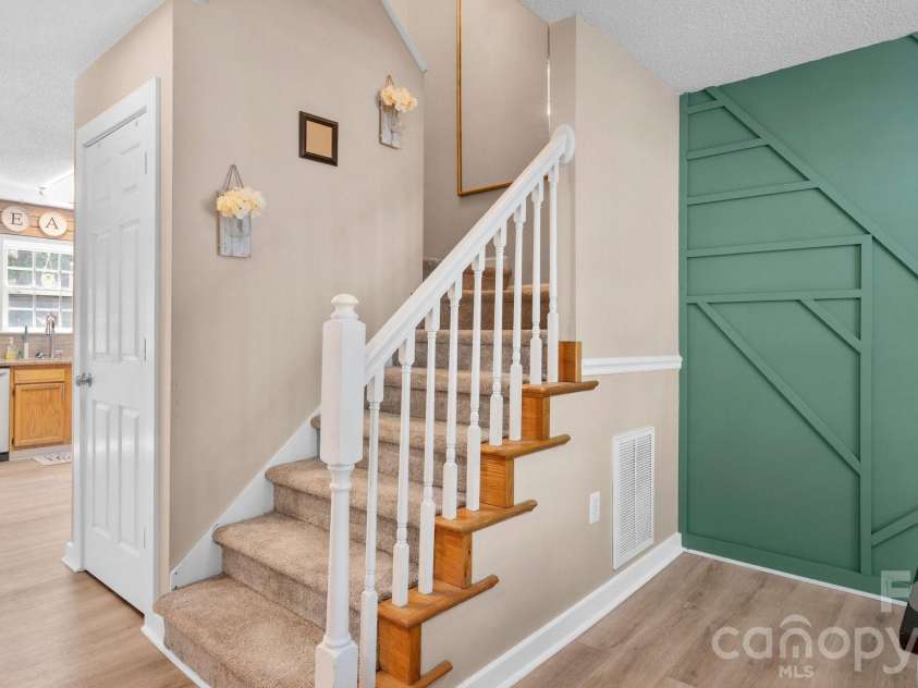 2170 Charles Towne Court, Kannapolis, NC 28083.  MLS# CAR4372711, YatesRealty ID 17909. 