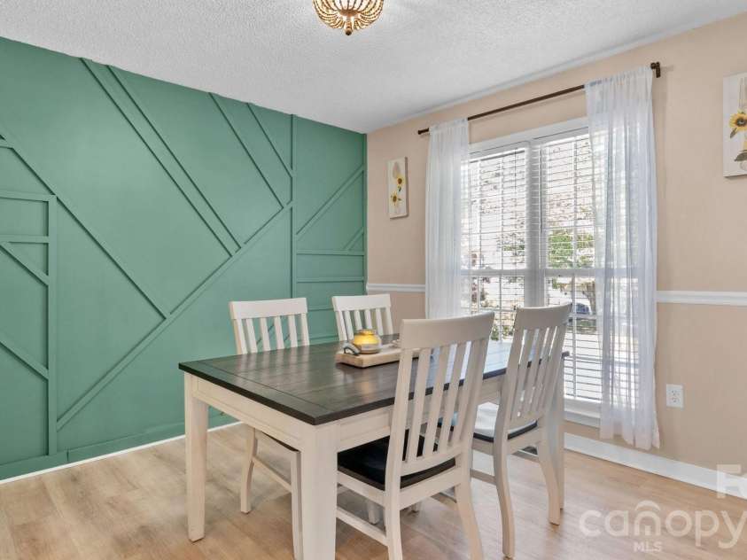 2170 Charles Towne Court, Kannapolis, NC 28083.  MLS# CAR4372711, YatesRealty ID 17909. 