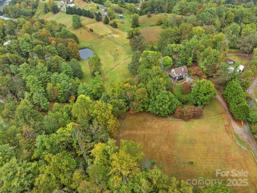 71 Kuykendall Branch, Asheville, NC 28804.  MLS# CAR4293308, YatesRealty ID 1791. 