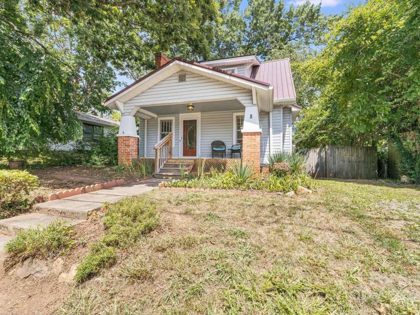 8 Trotter Place, Asheville, NC 28806.  MLS# CAR4158722, YatesRealty ID 1791. 
