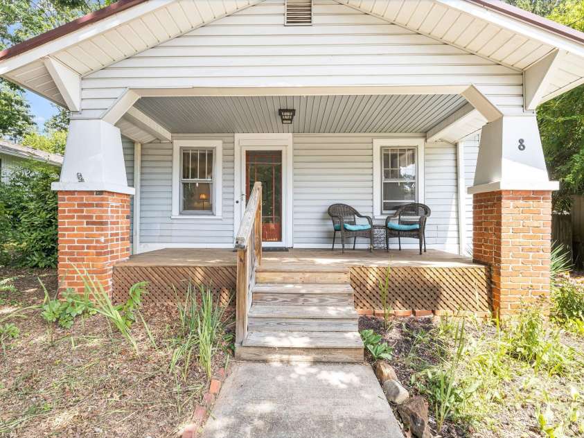8 Trotter Place, Asheville, NC 28806.  MLS# CAR4158722, YatesRealty ID 1791. 
