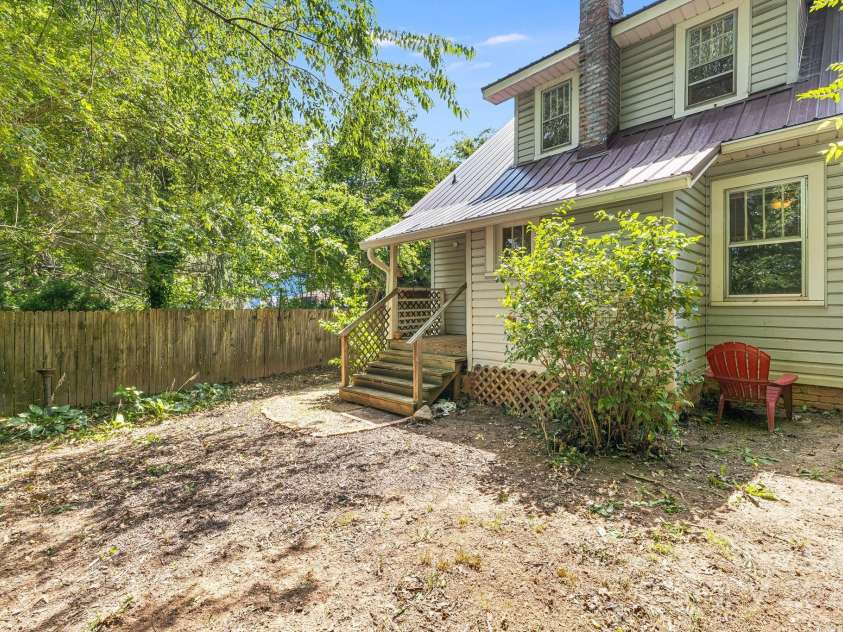 8 Trotter Place, Asheville, NC 28806.  MLS# CAR4158722, YatesRealty ID 1791. 