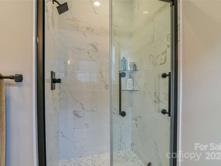 310 Portmanvilla Road, Black Mountain, NC 28711.  MLS# CAR4247899, YatesRealty ID 17910. 