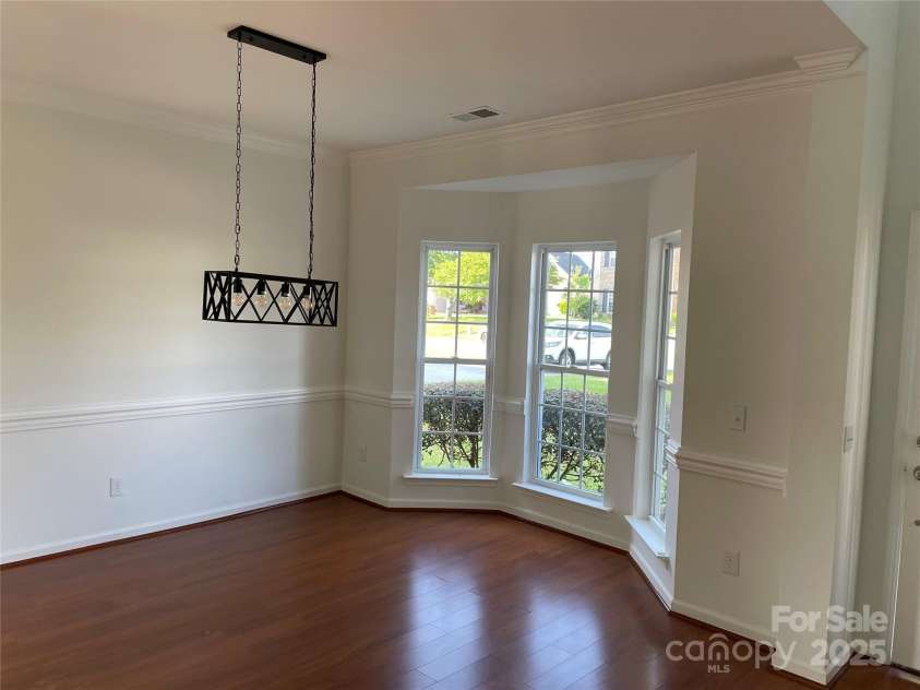 10923 Amherst Glen Drive, Charlotte, NC 28213.  MLS# CAR4250195, YatesRealty ID 17911. Dining Room