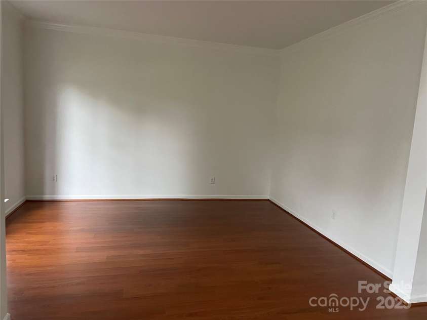 10923 Amherst Glen Drive, Charlotte, NC 28213.  MLS# CAR4250195, YatesRealty ID 17911. Flex Room