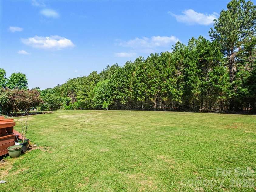 6021 Havencrest Court, Concord, NC 28027.  MLS# CAR4373729, YatesRealty ID 17911. 