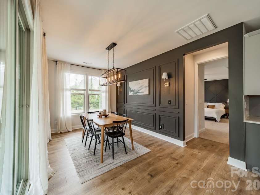 17036 Challory Glen Way, Charlotte, NC 28278.  MLS# CAR4373759, YatesRealty ID 17912. 
