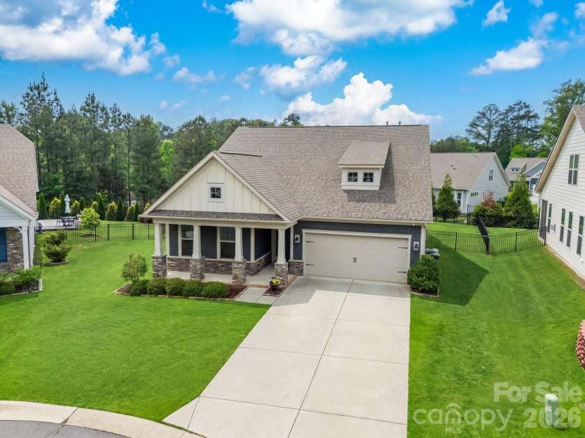 17036 Challory Glen Way, Charlotte, NC 28278.  MLS# CAR4373759, YatesRealty ID 17912. 