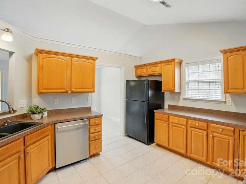 3327 Flagler Circle, Midland, NC 28107.  MLS# CAR4251197, YatesRealty ID 17912. 