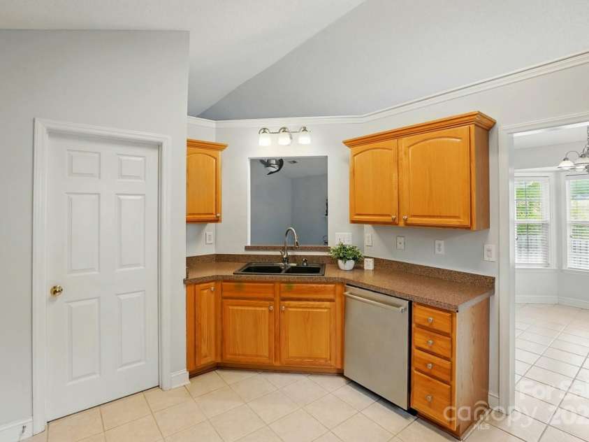 3327 Flagler Circle, Midland, NC 28107.  MLS# CAR4251197, YatesRealty ID 17912. 