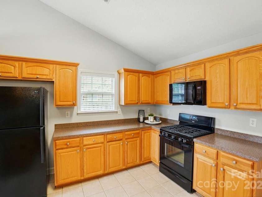 3327 Flagler Circle, Midland, NC 28107.  MLS# CAR4251197, YatesRealty ID 17912. 