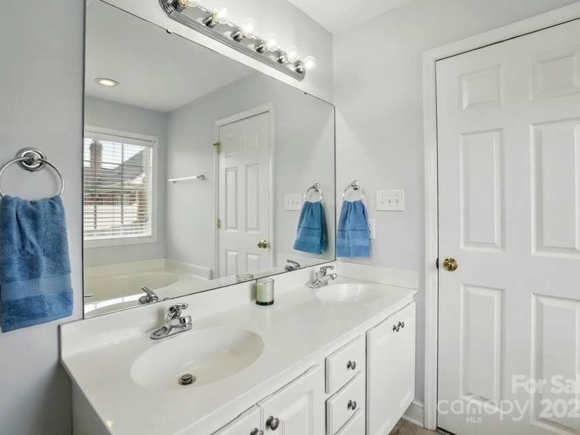 3327 Flagler Circle, Midland, NC 28107.  MLS# CAR4251197, YatesRealty ID 17912. 