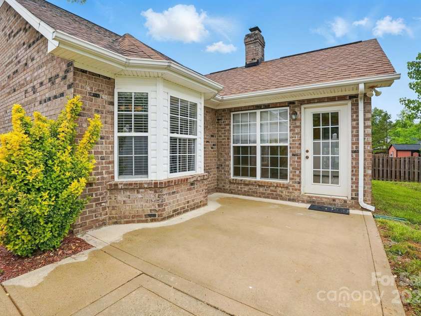 3327 Flagler Circle, Midland, NC 28107.  MLS# CAR4251197, YatesRealty ID 17912. 