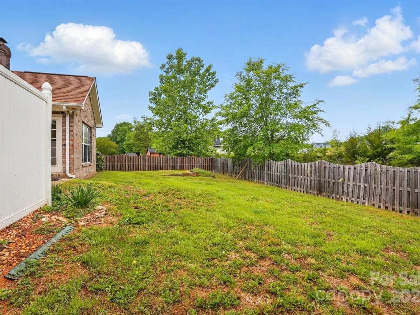 3327 Flagler Circle, Midland, NC 28107.  MLS# CAR4251197, YatesRealty ID 17912. 