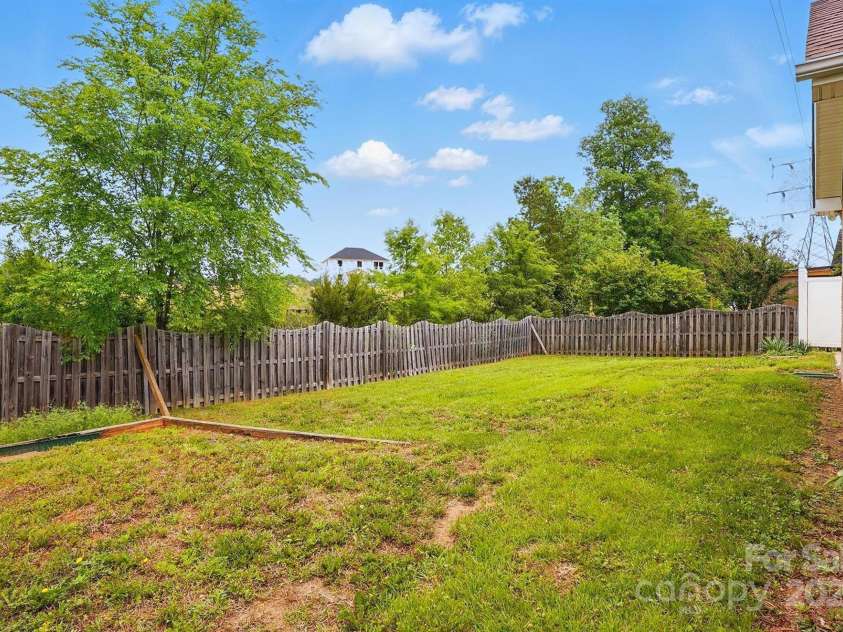 3327 Flagler Circle, Midland, NC 28107.  MLS# CAR4251197, YatesRealty ID 17912. 