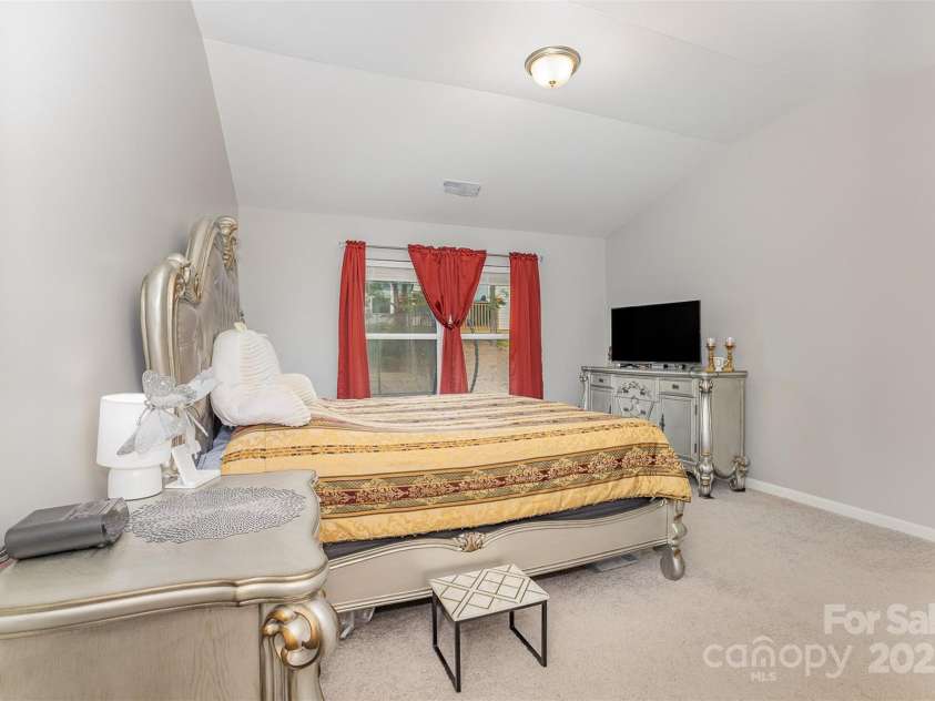 1125 Silvertrace Drive, Salisbury, NC 28144.  MLS# CAR4249690, YatesRealty ID 17914. 