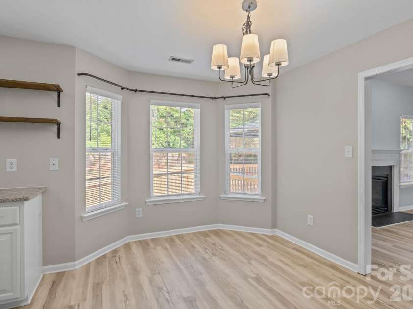 417 Deerfield Drive, Mount Holly, NC 28120.  MLS# CAR4374640, YatesRealty ID 17914. 